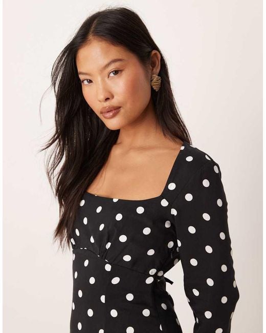 Nobody's Child Petite Black Delilah Square Neck Midi Dress