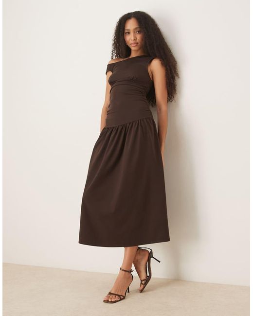 ASOS Midi Jurk Met Rechte Hals En Getailleerde Pasvorm in het Natural