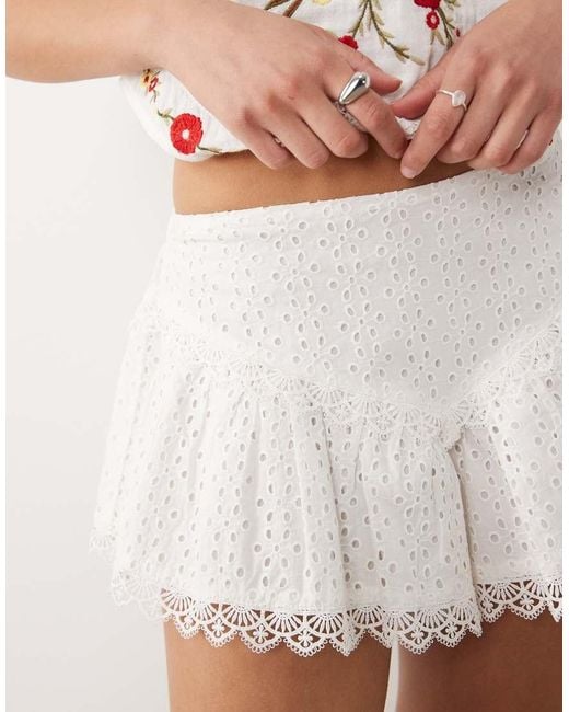 Miss Selfridge White Broderie Shorts
