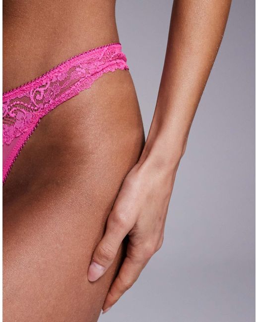 Yolanda - string bordé Boux Avenue en coloris Pink