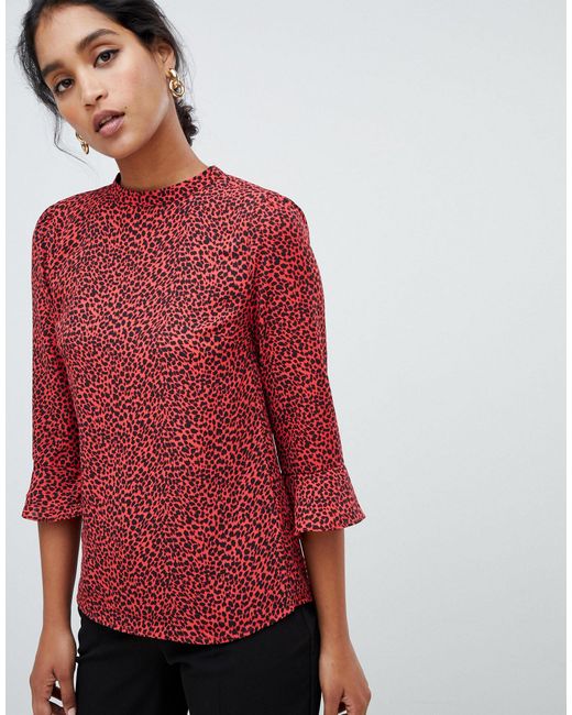 oasis keyhole long sleeve top