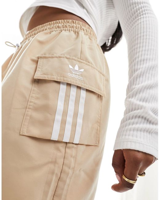 Falda cargo Adidas Originals de color Natural