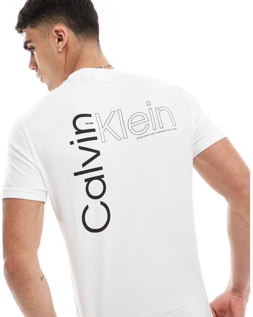 Camiseta blanca con logo en ángulo en la espalda Calvin Klein de hombre de color White
