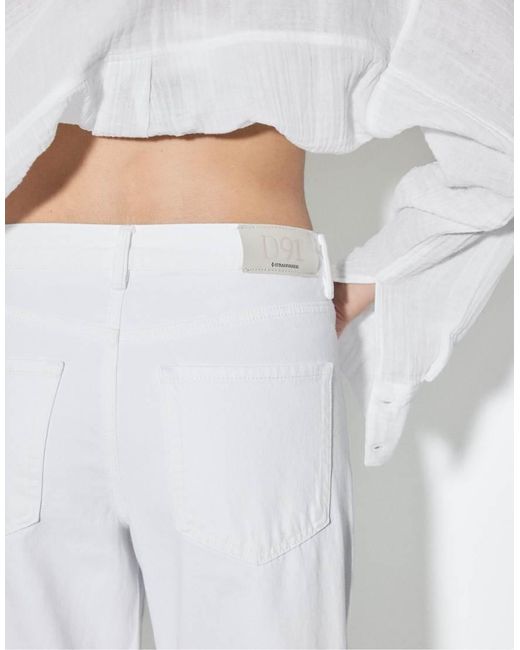 Stradivarius D91 in het White