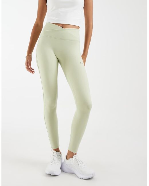 Nike One Training Nike de color Natural