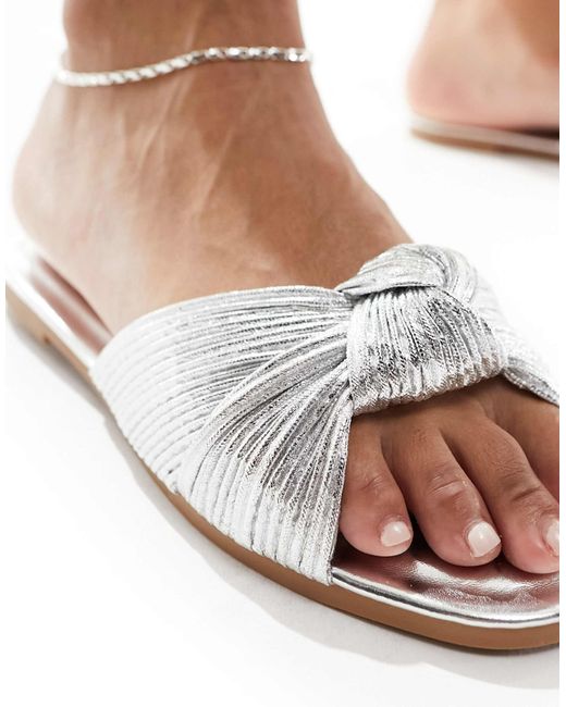 Raid White – faraah – flache farbene sandalen mit zierknoten