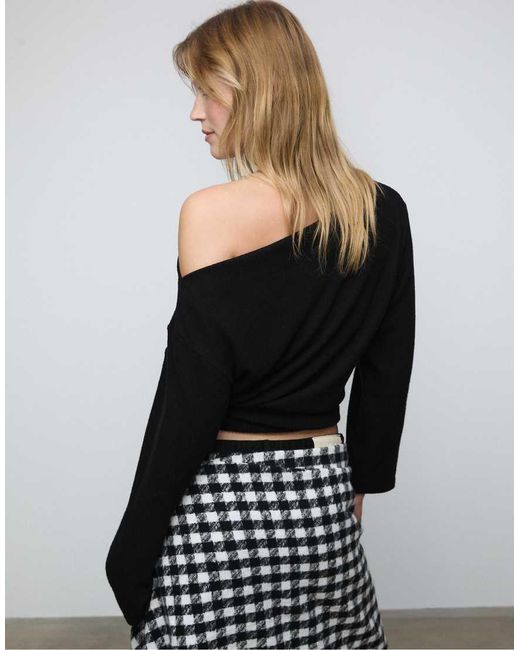 Stradivarius Black Boat Neck Knit T-Shirt With Sash Belt