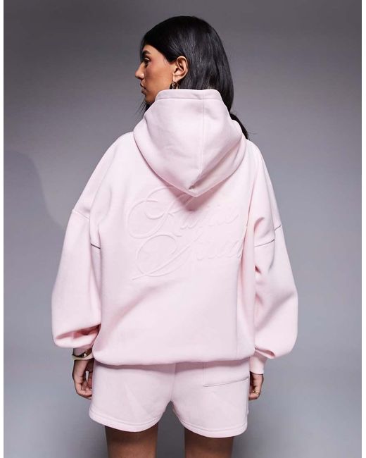 Sudadera Rosa Fresa Extragrande Con Capucha Y Logo Trasero En Relieve De Studio (Parte De Un Conjunto) Kaiia de color Pink