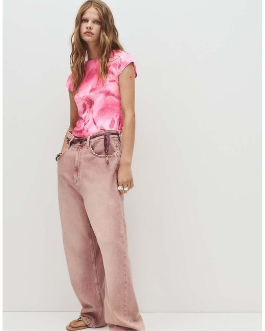 T-Shirt Con Stampa A Fiori di Pull&Bear in Pink