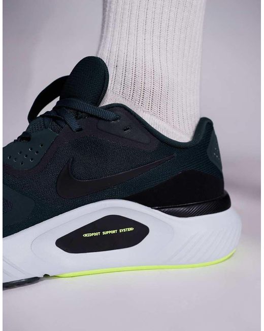 Nike Blue Structure 26 Trainers for men