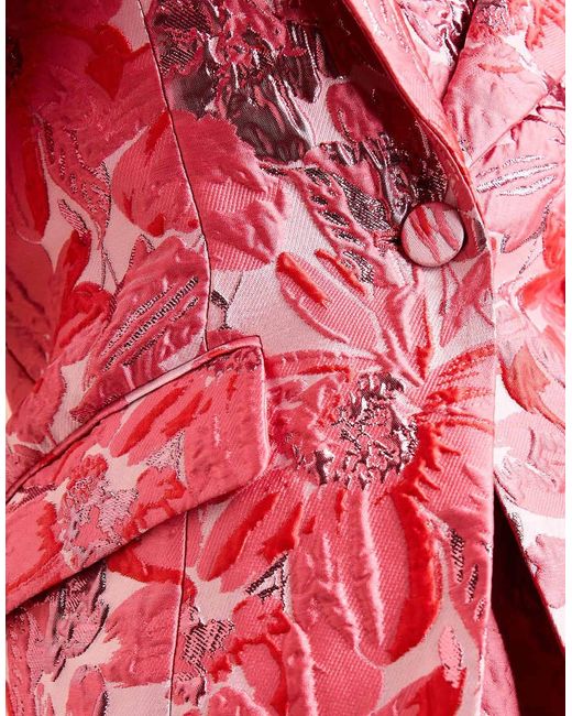 Blazer Con Spalline Imbottite A Fiori Jacquard di ASOS in Pink
