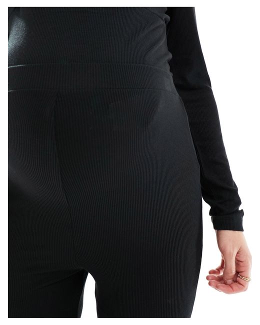 Mamalicious maternity - pantalon d'ensemble évasé en jersey recouvrant le ventre Mama.licious en coloris Black