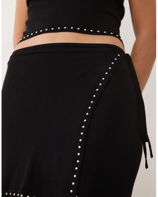 Regaliz di Mango in Black