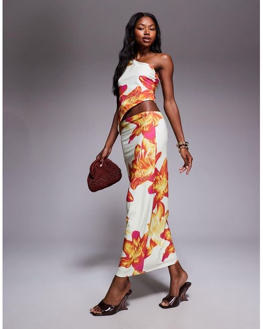 Gonna Lunga Sinuosa Con Stampa A Fiori di ASOS in Gray