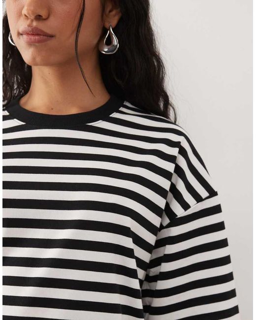 Noisy May White Boxy Tee