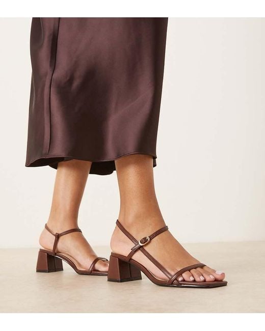 Glamorous Brown Low Block Heeled Sandals