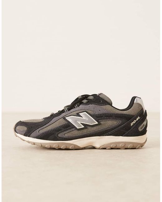 New Balance Black 204L Trainers