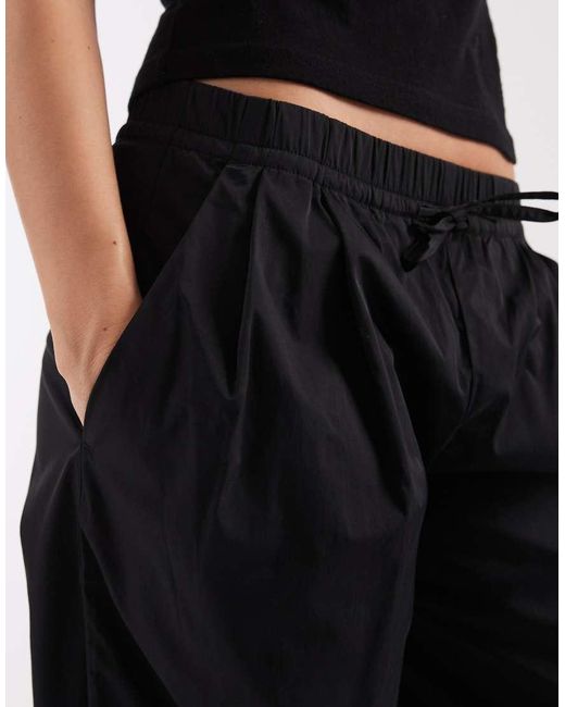 & Other Stories Black Pure Nylon Relaxed Fit Balloon Parachute Trousers