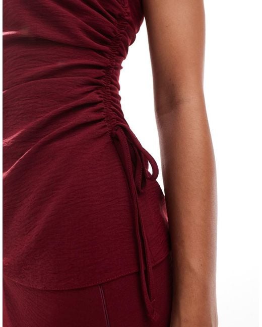 Top A Fascia Color Vino Con Arricciatura Laterale di ASOS in Red