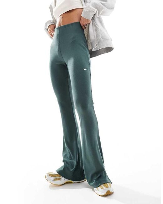 women's nike dri fit flare pants