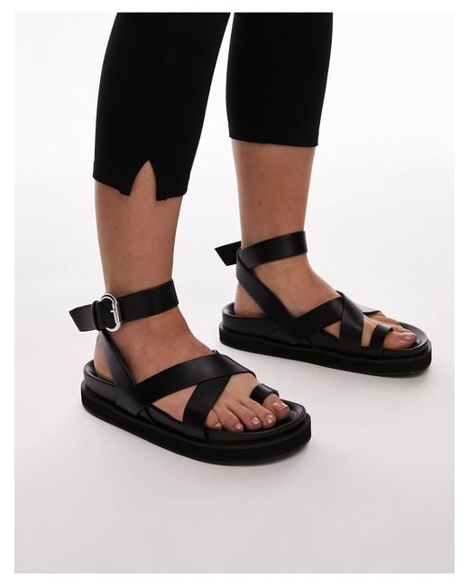 TOPSHOP Black Wide Fit Jaydee Strappy Sandal With Toe Loop
