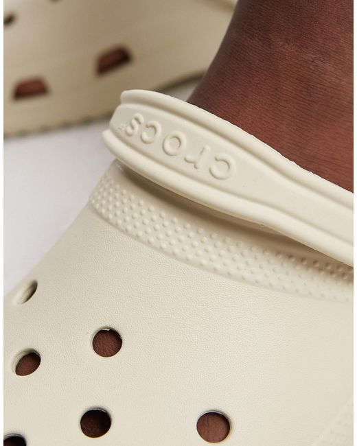CROCSTM White Unisex Classic Clogs