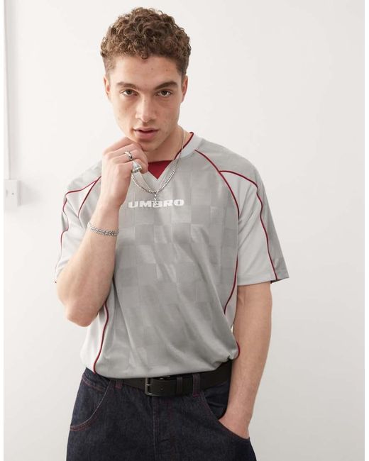 Umbro Gray Panelled Jersey T-shirt for men