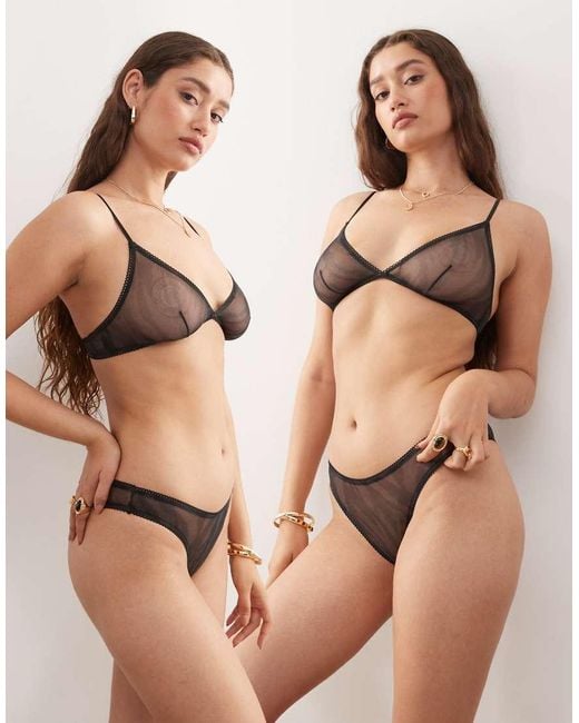 Confezione Da 2 Perizomi Stile Brasiliano di Monki in Natural