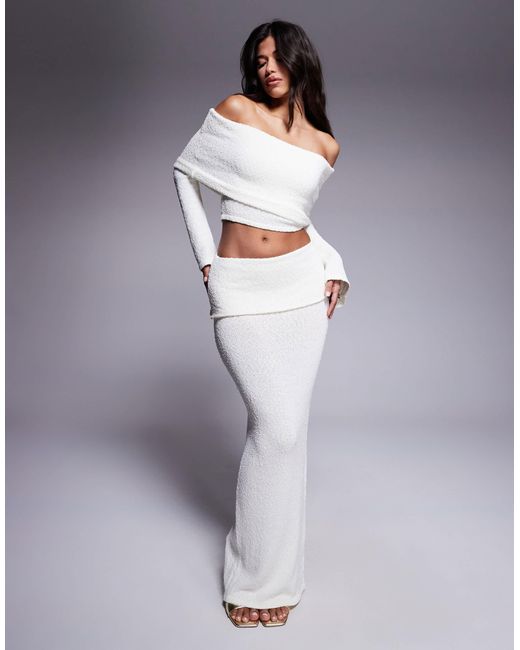 Yasmin - ensemble en maille bouclée avec jupe longue et top à large revers - crème Wanderdoll en coloris Gray