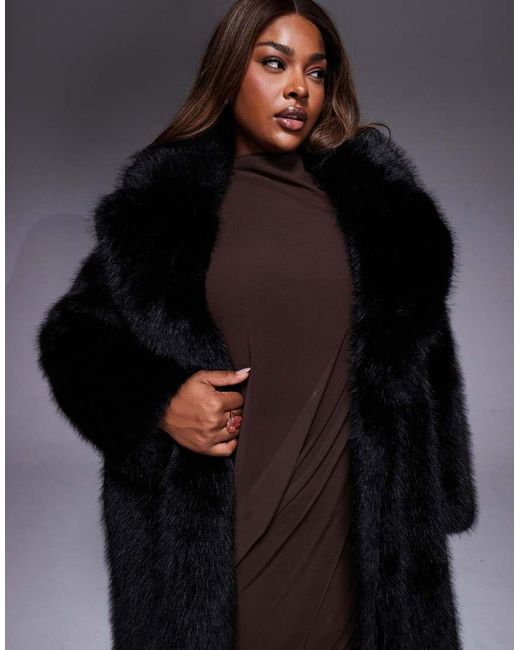 Cappotto di Forever New in Black