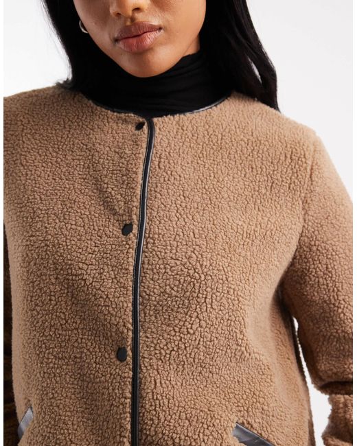Vero Moda Natural Lightweight Contrast Teddy Jacket
