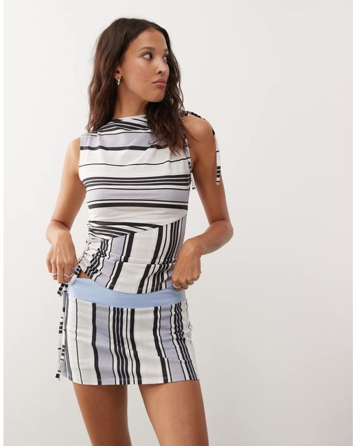 Collusion Onregelmatige Gestreepte Skort in het White