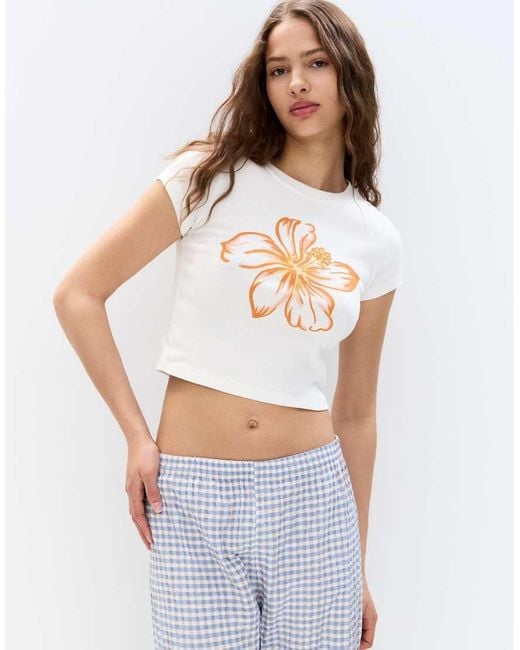 Pull&Bear White Hibiscus Flower Cropped T-shirt