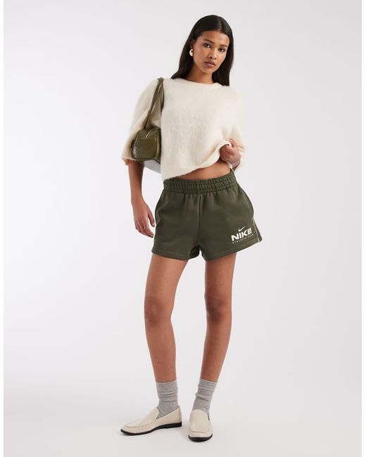Nike Varsity in het Green