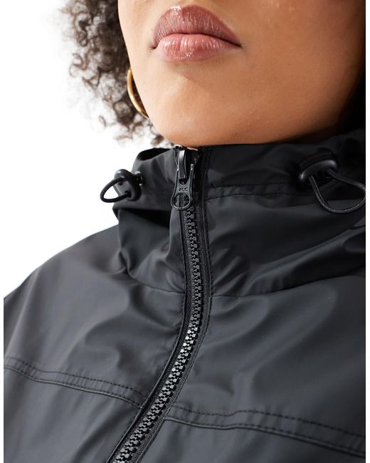 ASOS Black Asos design curve – gummierter regenmantel