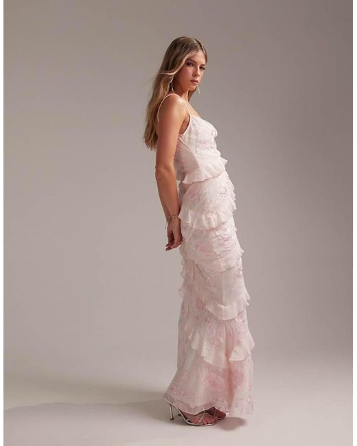 Vestido De Dama De Honor Largo Rosa Claro De Tirantes Y Corte Al Bies Con Diseño Bordado De ASOS de color Brown