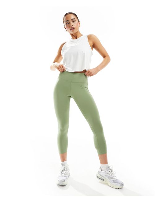 Nike Green – one dri-fit – kurzes tanktop mit schmalem schnitt