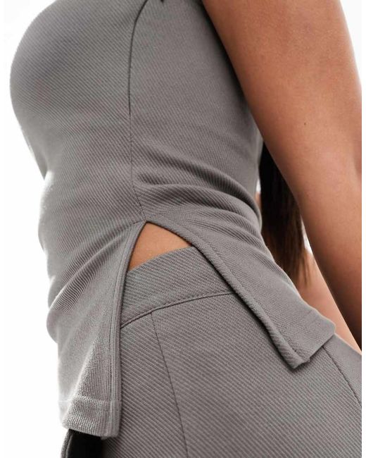 Top Senza Spalline Color Antracite Arricciato Sui Lati di ASOS in White
