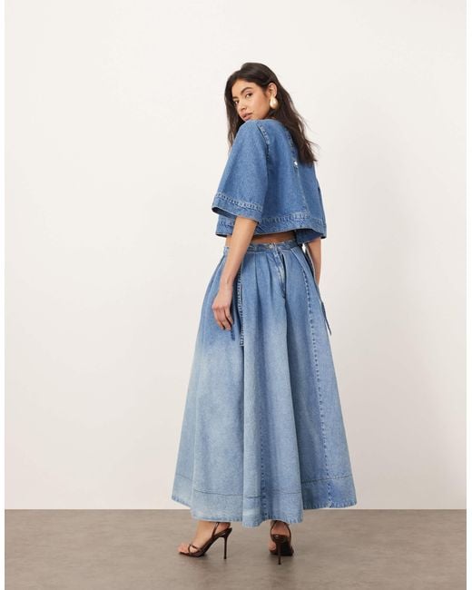 Jupe d'ensemble mi-longue en denim plissé effet dip-dye - clair délavé ARRANGE en coloris Blue