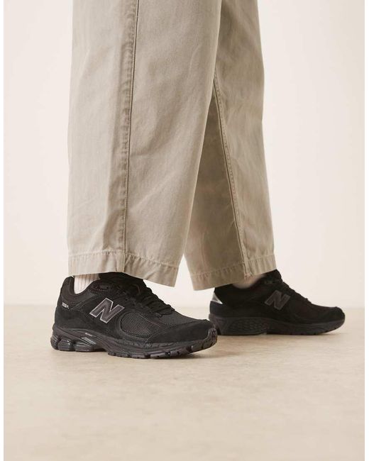 New Balance Natural 2002 Trainers for men