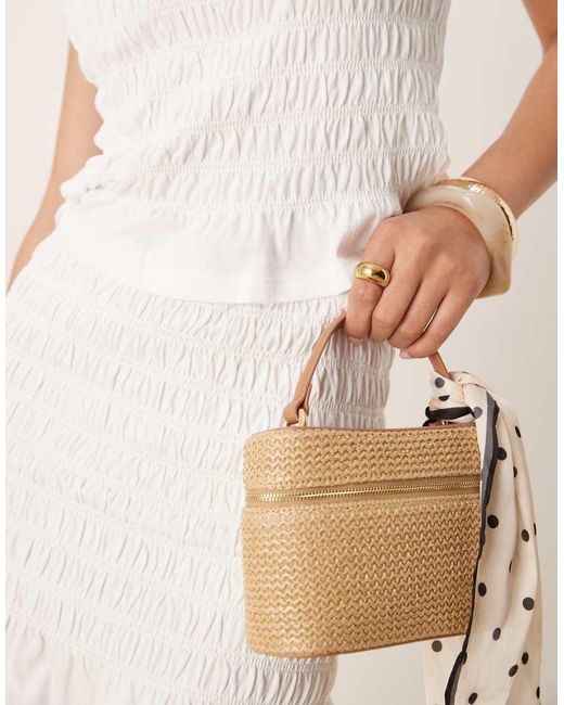 ASOS Top Met Ruches Op De Zoom in het Natural