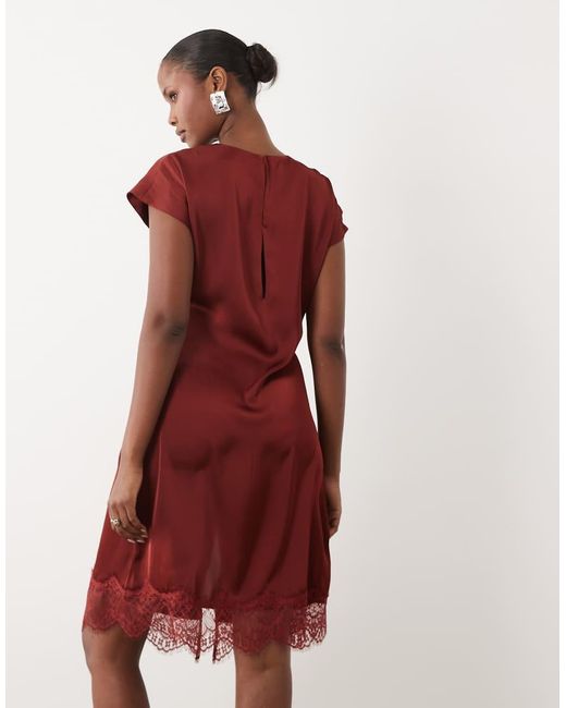 Vero Moda Red Ruched Detail Mini Dress With Lace Trim