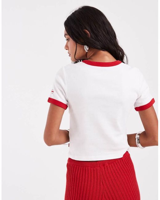 Levi's England in het Red