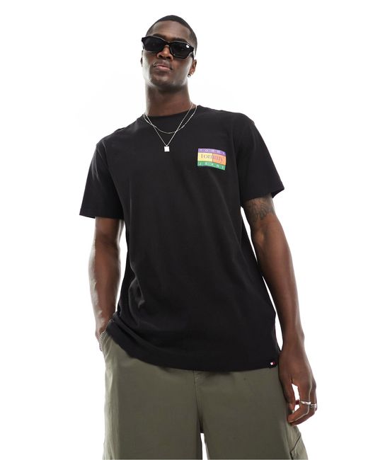 Tommy Hilfiger Black Regular Summer Flag T-shirt for men