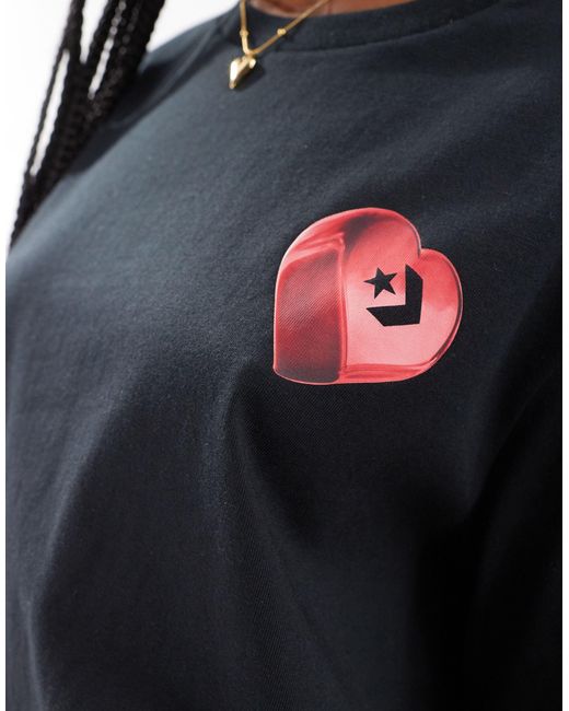 T-shirt nera con stampa di cuori sulla schiena di Converse in Black