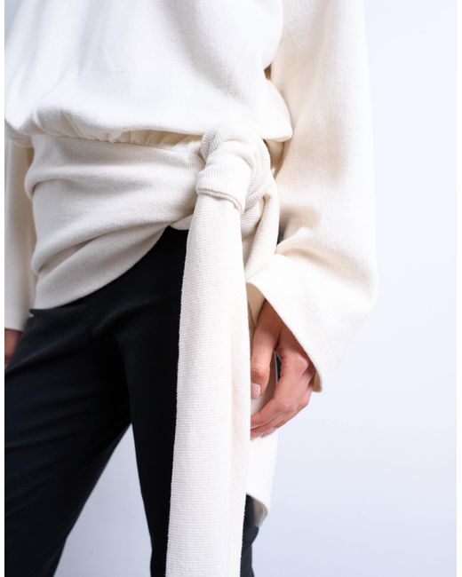 T-shirt oversize à manches longues en tissu doux avec liens noués à la taille - écru TOPSHOP en coloris White