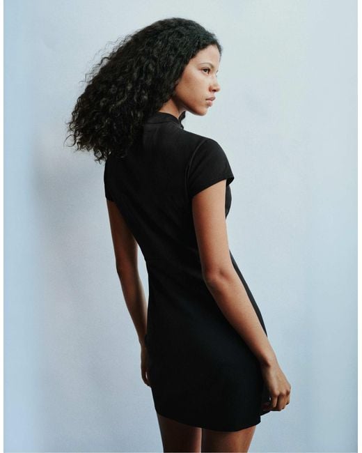 Robe courte à nœud e Pull&Bear en coloris Black