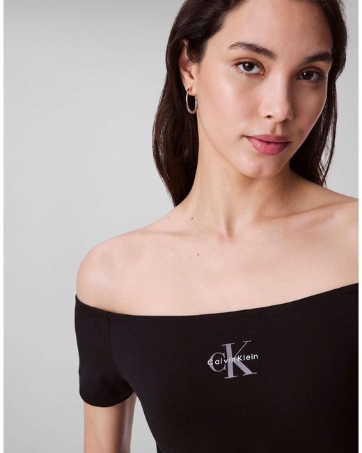 Calvin Klein Blue – schulterfreies, kurzärmliges t-shirt