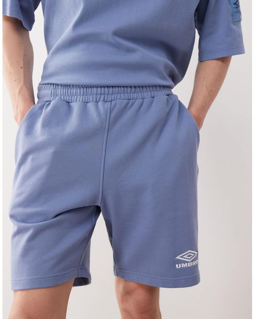 Umbro – drill – shorts in Blue für Herren