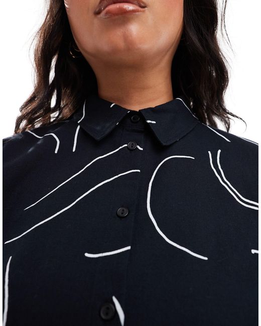 Asos design curve - chemise oversize d'ensemble en lin à imprimé - noir et blanc ASOS en coloris Blue